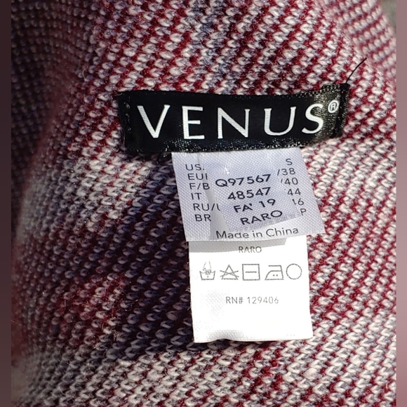 ✨Cuddle Up✨Venus Plaid Fringe Wrap Cardigan Sweater Burgundy Grey Cream S - Picture 8 of 8